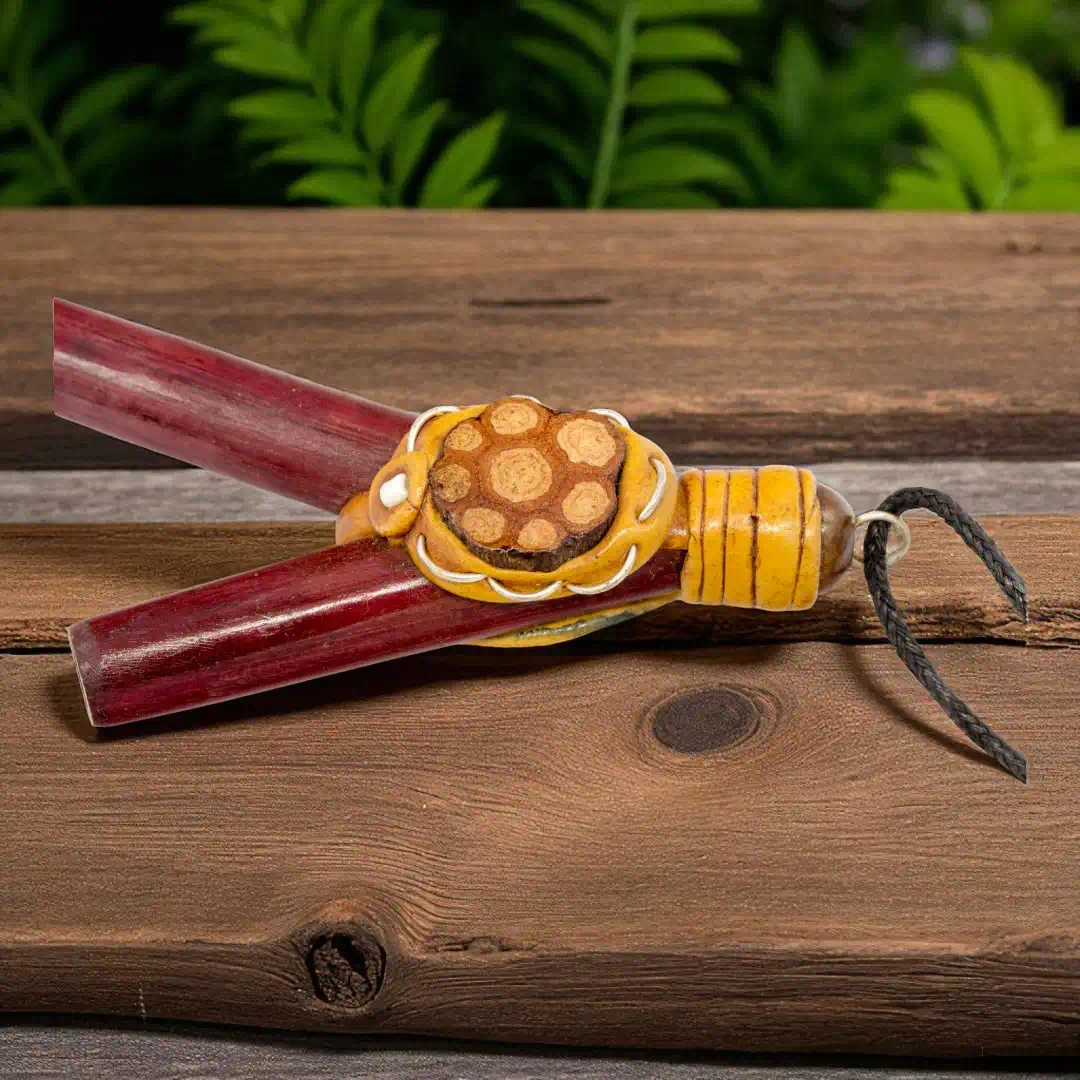 kuripe halskette mit medaillion amaranth 3