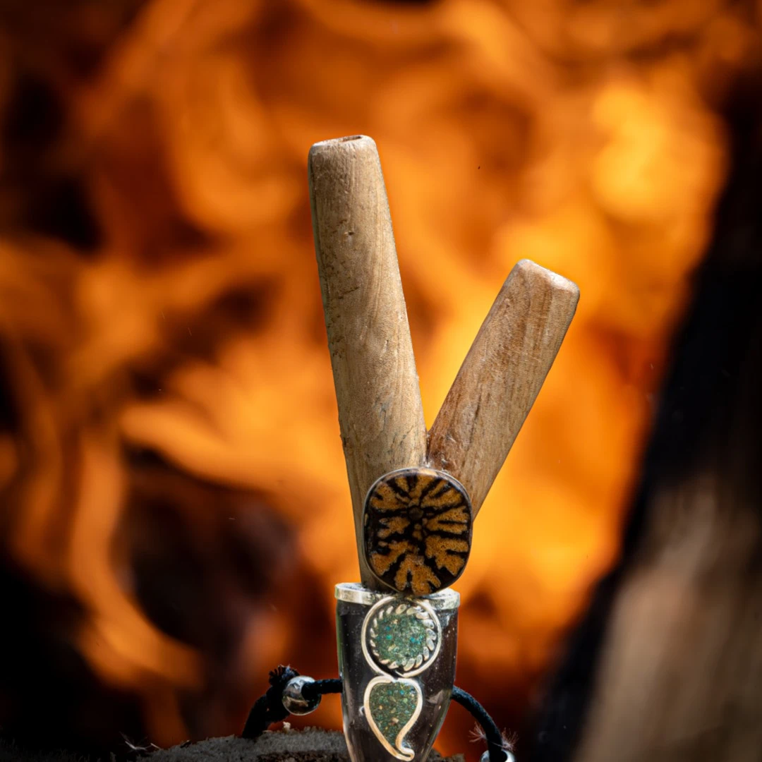 kuripe halskette mit horn ambience