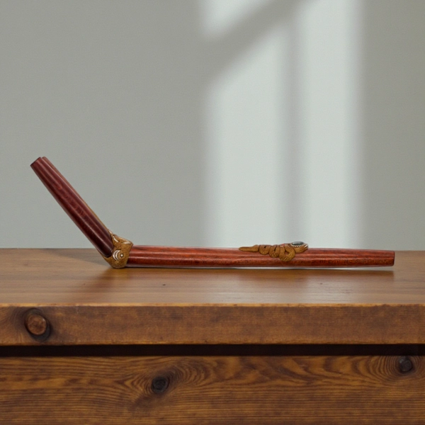 Tepi aus Palo Sangre mit Medaillion 2