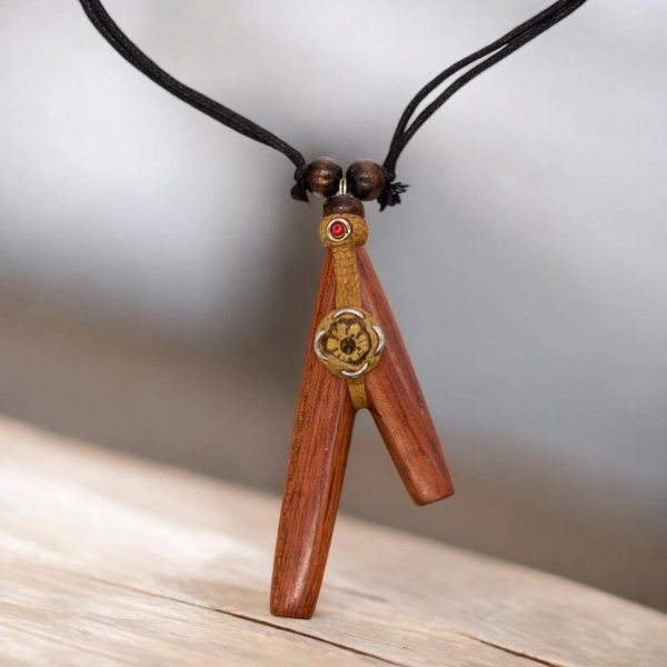 Kuripe Halskette mit Amazonit palo sangre 1